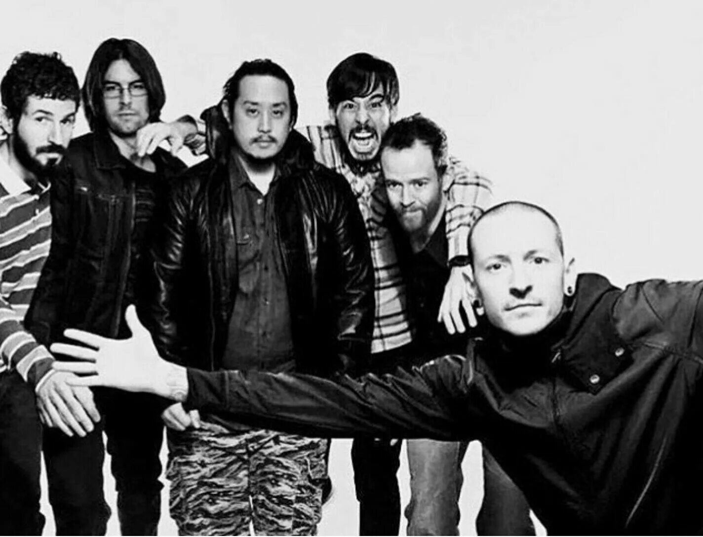 Группа линкин парк. Группа Linkin Park 2022. Линкин парк 2009. Linkin Park 2010. Linkin park в исполнении оркестра