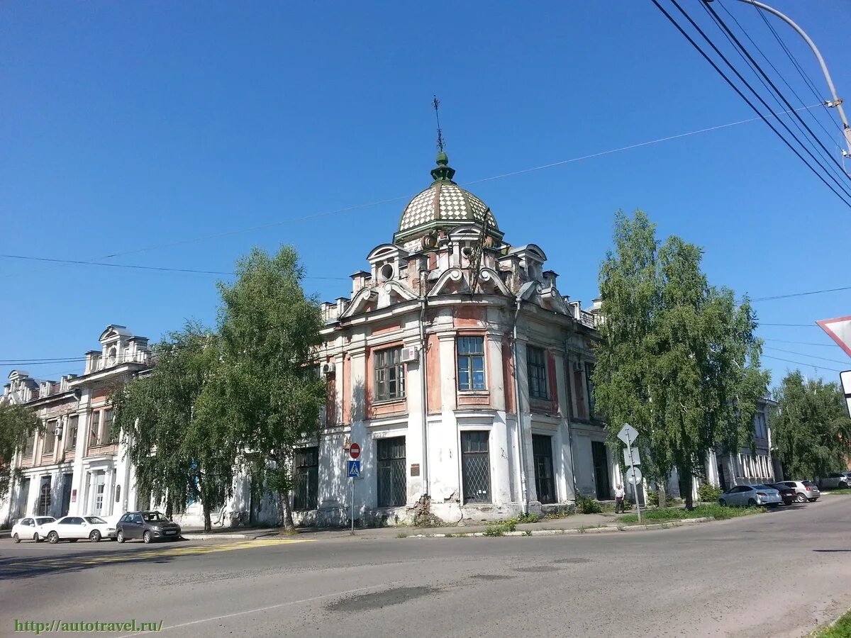 Ул сенная бийск. Редкие машины в бийске. Авто бийск алтайский край. Бийск центр города. Терминал-моторс lada бийск.