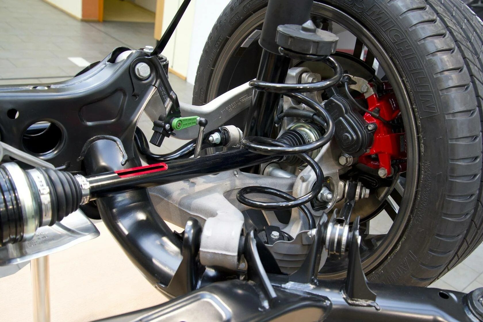 Порше макан передняя подвеска. Замена ходовки. Техобслуживание подвески. Диагностика подвески. Авторемонт ходовой части.