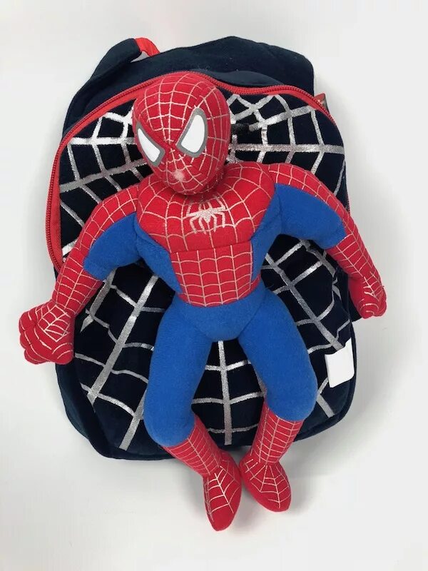 Игрушки марвел человек паук. Спайдер мэн игрушки. Фигурка hasbro spider-man a1542. Фигурка hasbro spider-man b0679. Рюкзак марвел спайдермен 2017.