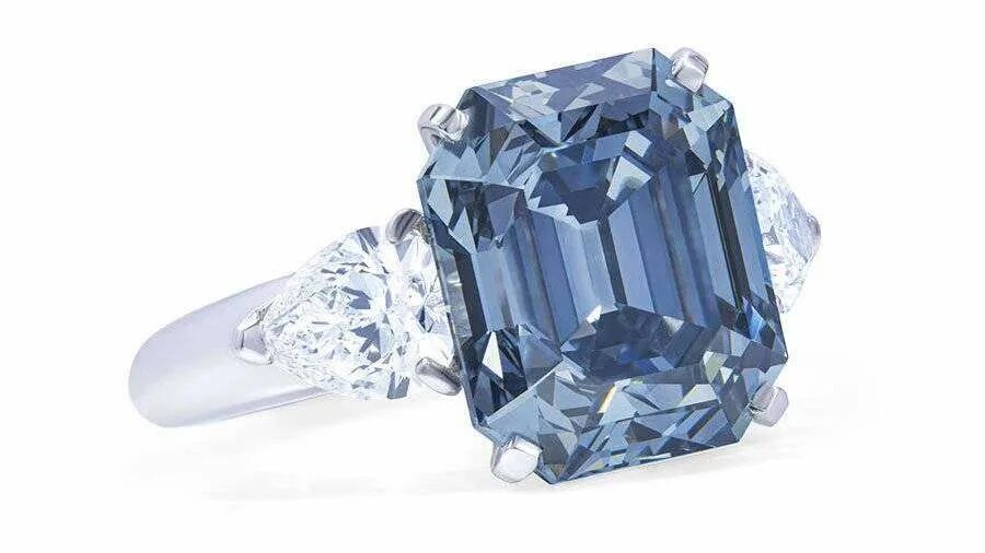 фиксайт и 7 алмазы. портрет полетики авторство. алмаз в руке. алмазы. 7 алмазов.