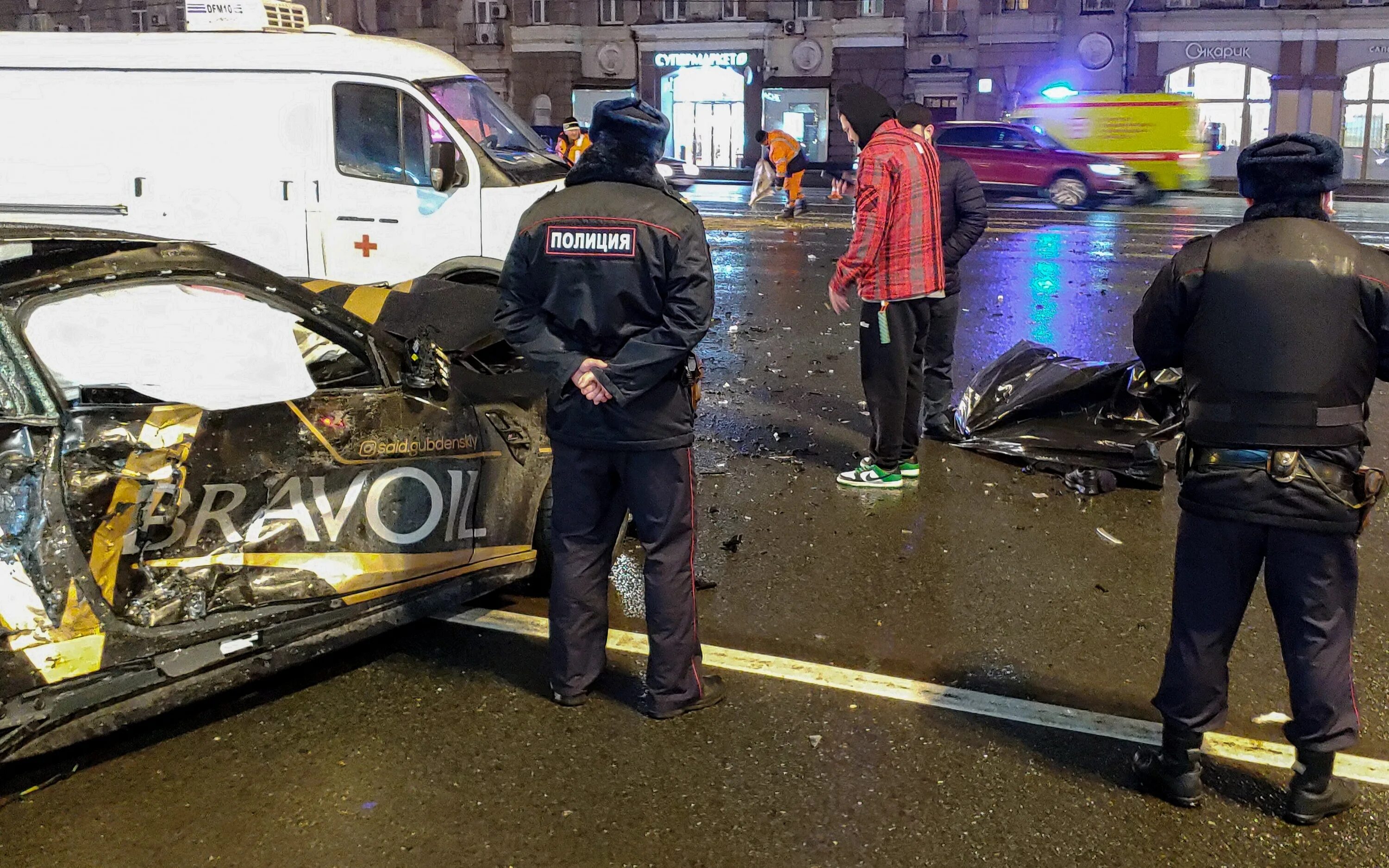 Видео где разбил. Авария на Кутузовском проспекте Саид Губденский. Блогер Саид Губденский авария. Саид гудбедский м4. Кутузовский проспект Саид Губденский.