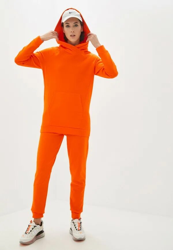KIDONLY оранжевый спортивный костюм. Спортивный костюм оранжевый летний. Emotion костюм.