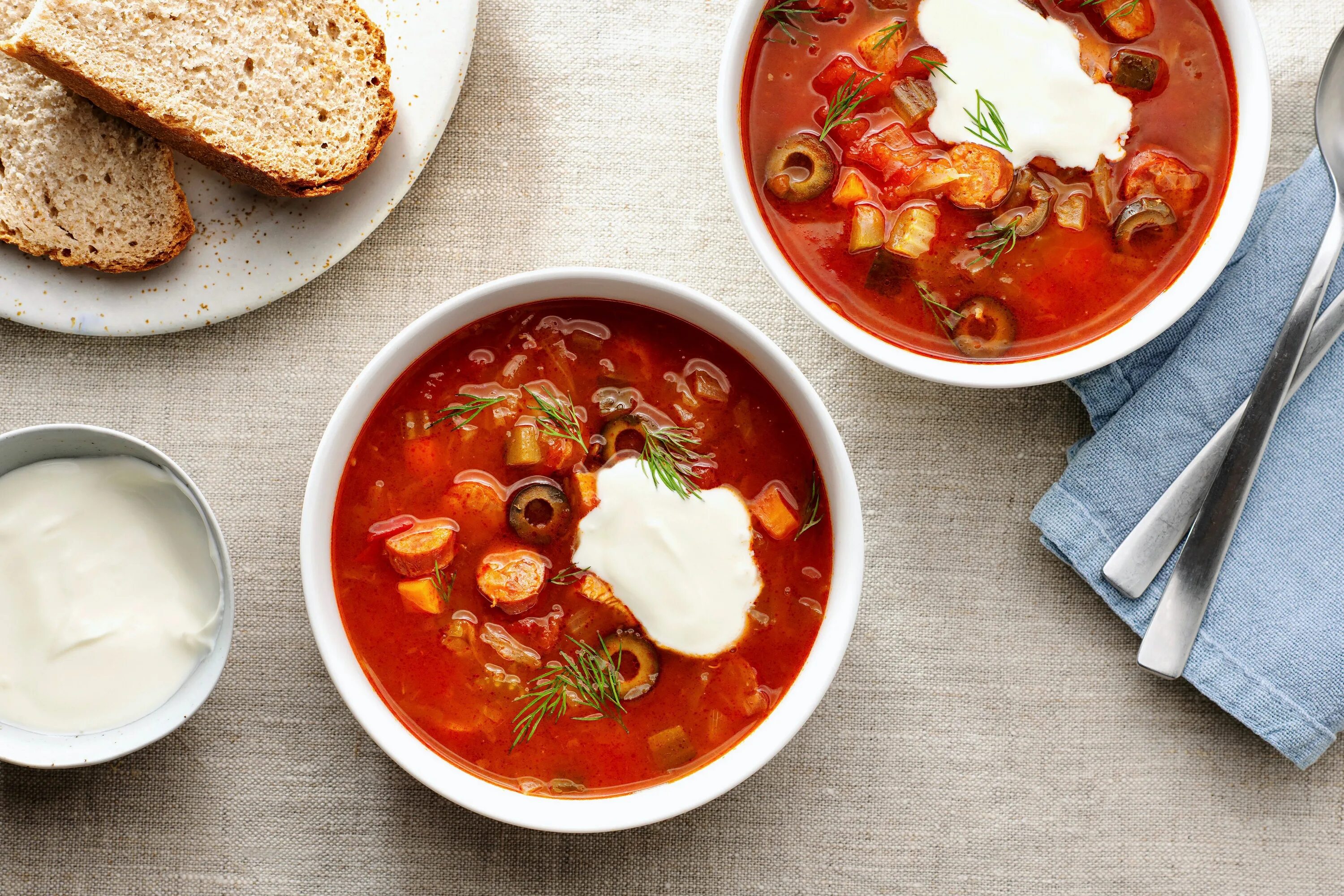 Best soup. Солянка. Суп солянка. Солянка сборная. Суп вид сверху.