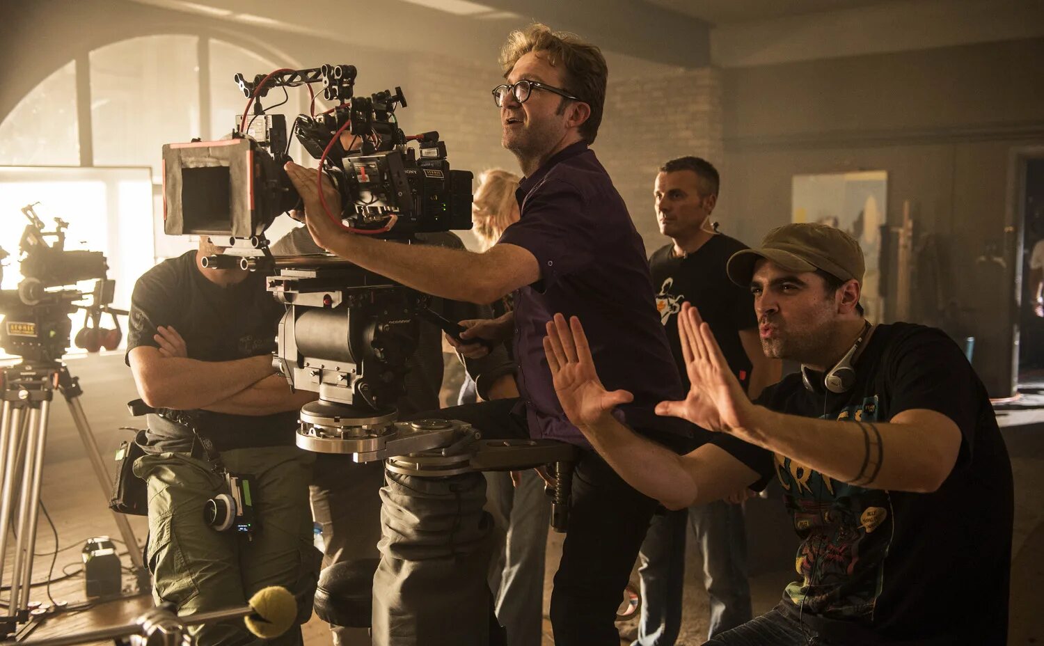 Киностудия мосфильм москва здание. Кинематограф для детей. Киностудия жизнь. Отечественный кинематограф. Университет кинематографии в москве имени герасимова.