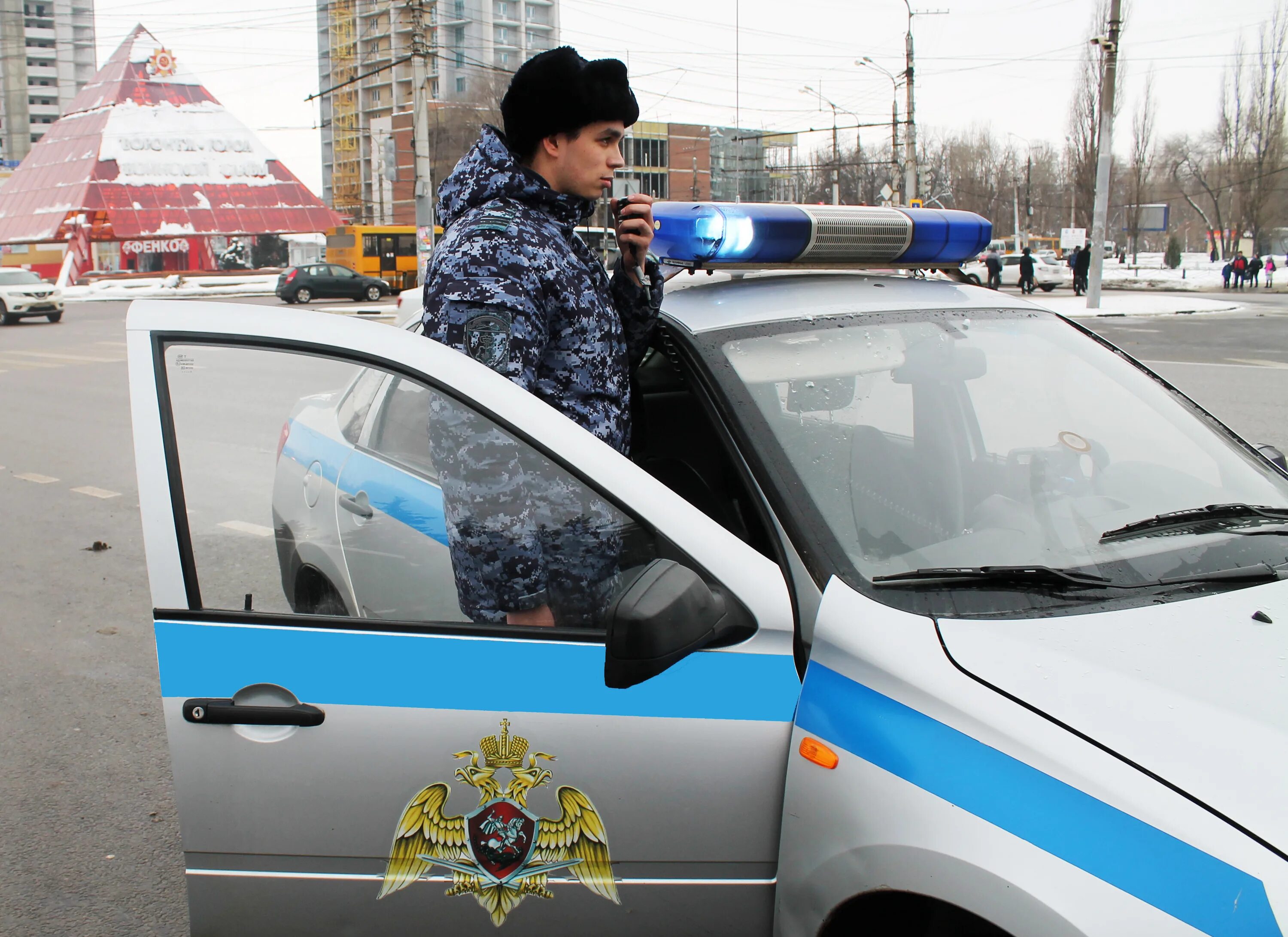 Охрана воронеж сайт. Вневедомственная охрана Воронеж. Полиция Воронеж. Вневедомственная охрана Воронеж форма. Росгвардия Воронеж.