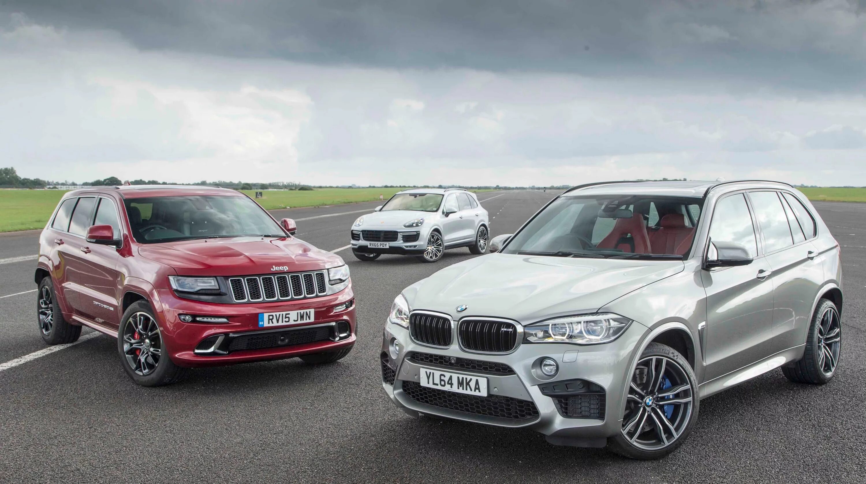 Porsche Cayenne vs BMW x5. BMW джип x5. BMW x5m 2021. BMW x5 Turbo. X 5 0.5 x 1