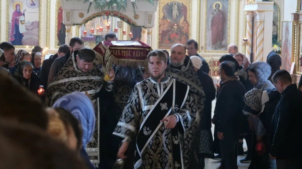 Храм преображения струнино расписание. Богослужение в храме струнино. служба в храмах г.руза в ноябре 2025. расписание богослужений в храме струнино спасо преображенский.