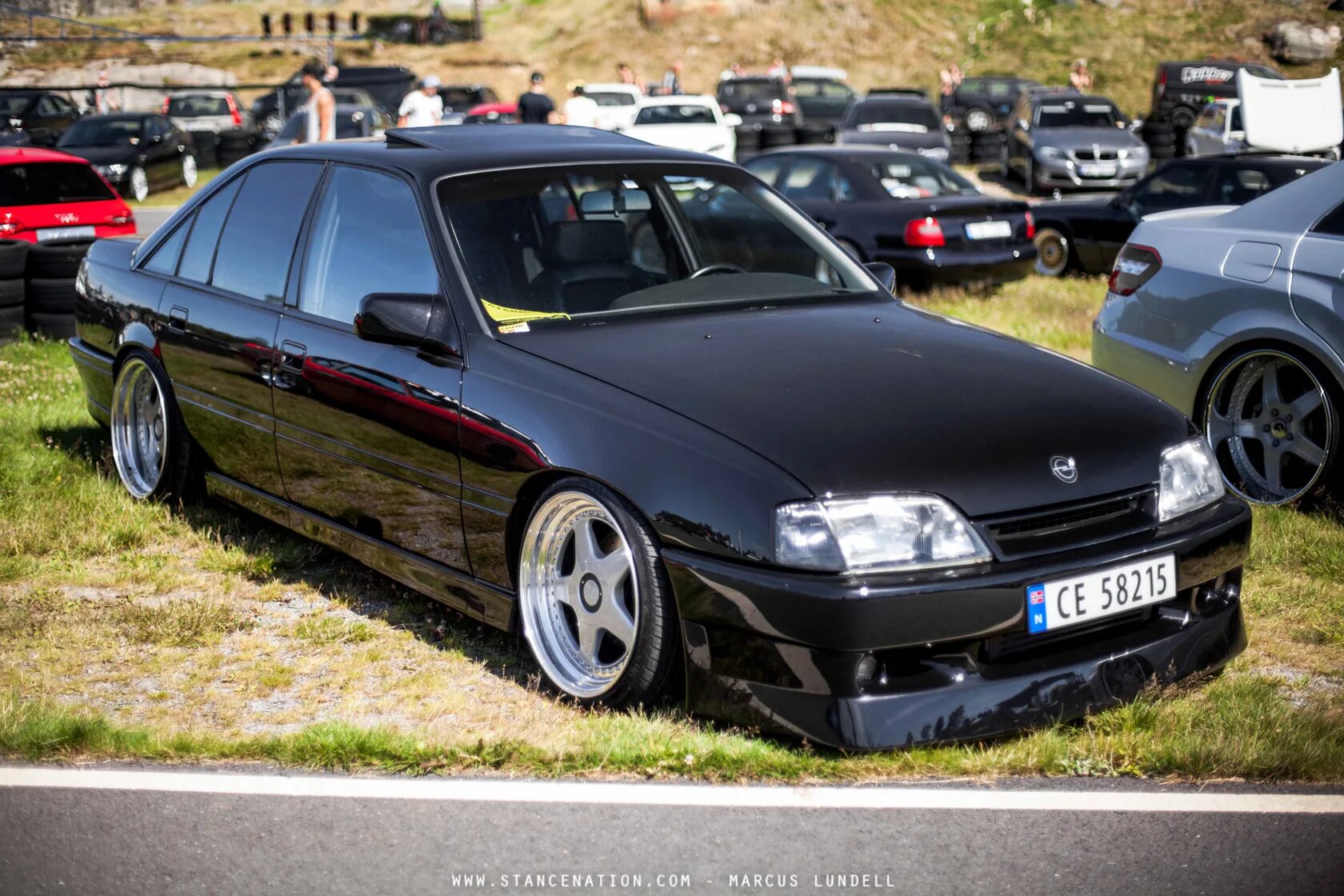 Тюнинг опель омега б. Opel Omega стенс. Opel Omega stance. Opel Omega b stance. Opel Omega a 2.0.