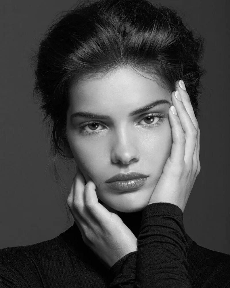 Кейт мосс и лила мосс. Christyn_md модель. Однорукая женщина. Models born. Моника ягачак monika jagaciak.