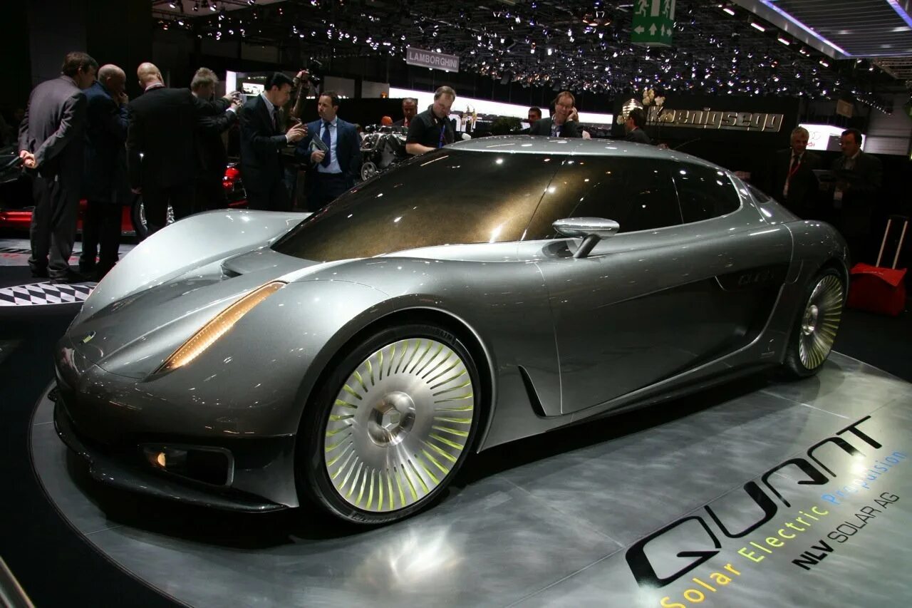 Aston martin valkyrie. Новая бугатти за 1000000000. Koenigsegg агера rs. Новая бугатти 2023. Ламборгини венено родстер.