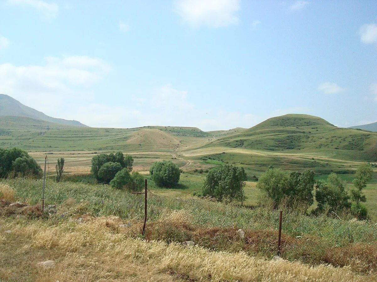 Город Дастакерт Армения. Село Дастакерт Армения. Брнакот Армения село Сюникский район. Армения район СИСИАНСКИЙ поселка Дастакерт.