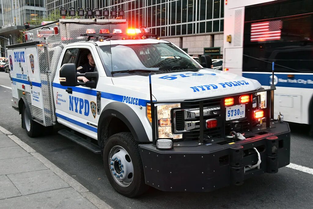 Ford f350 Police. Ford f350 NYPD. Ford f550. Ford f350 Police esu.