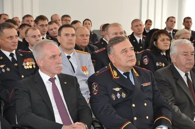 Управление уголовного розыска г. Начальник уголовного розыска ульяновск. начальник уфсб россии по ульяновской области. службе уголовного розыска ветераны. уголовный розыск ульяновск.