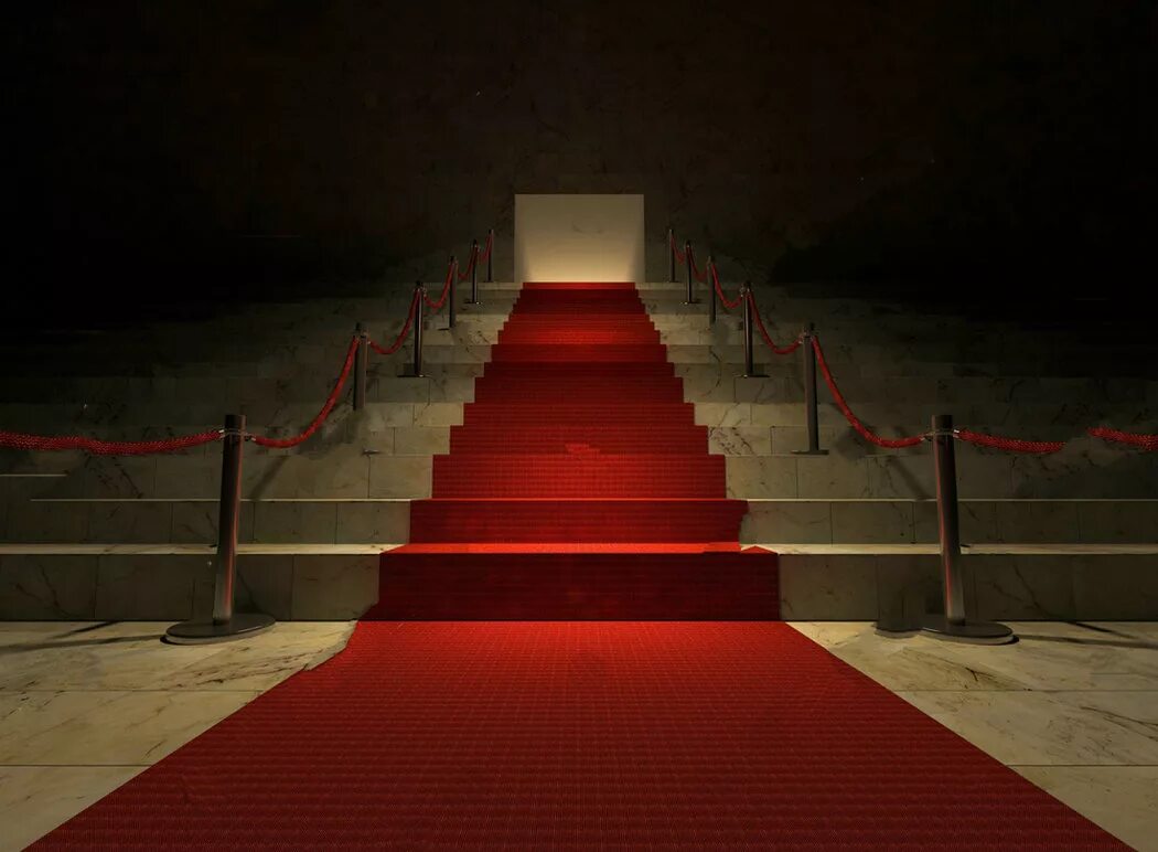 Подниматься по красной лестнице. Красная дорожка. Красная ковровая дорожка. Лестница с красной дорожкой. Лестница с красным ковром.