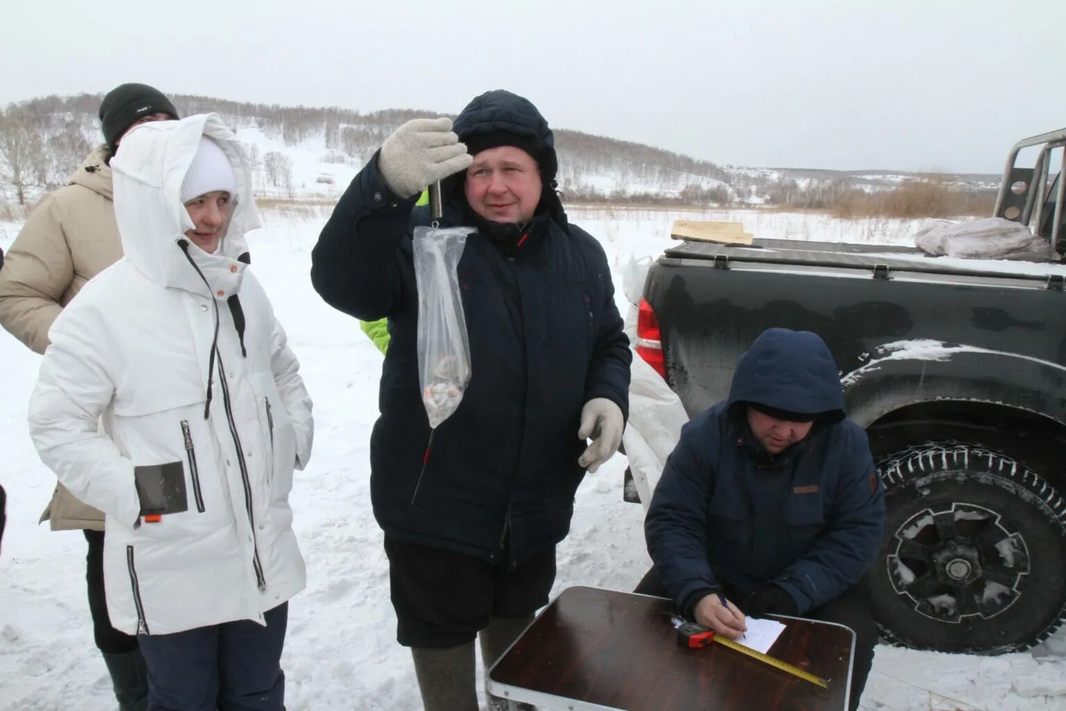 Рыбалка Ачинск зимой. Ачинск Рыбак. Магазин для рыбалки Ачинск.