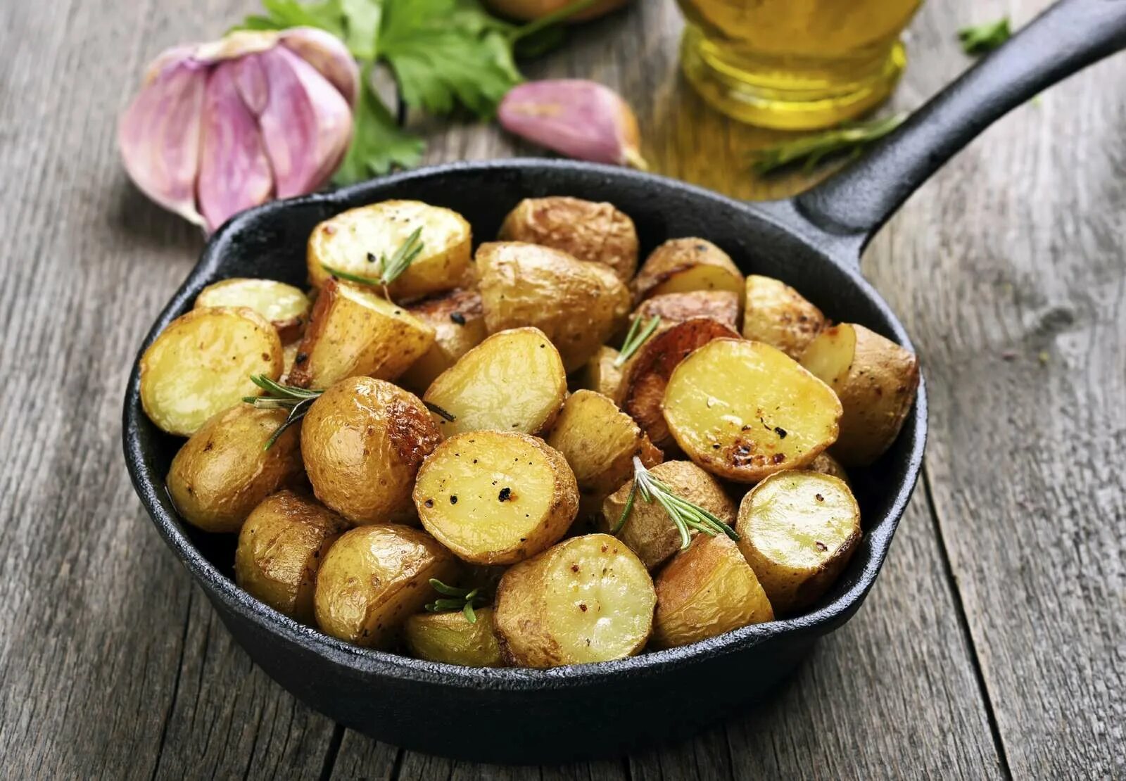 Можно ли жареную картошку в пост. Картофель Пушкин. Жареная картошка. Картошка на сковороде. Жареная картошечка.