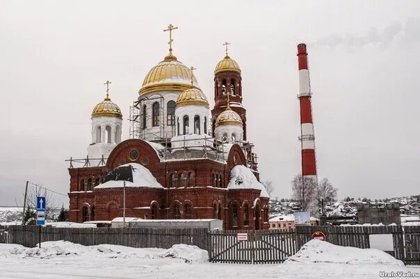 Церковь Лысьва. Лысьва Пермский край. Город Лысьва церкви. Достопримечательности Лысьвы. Лысьва храм