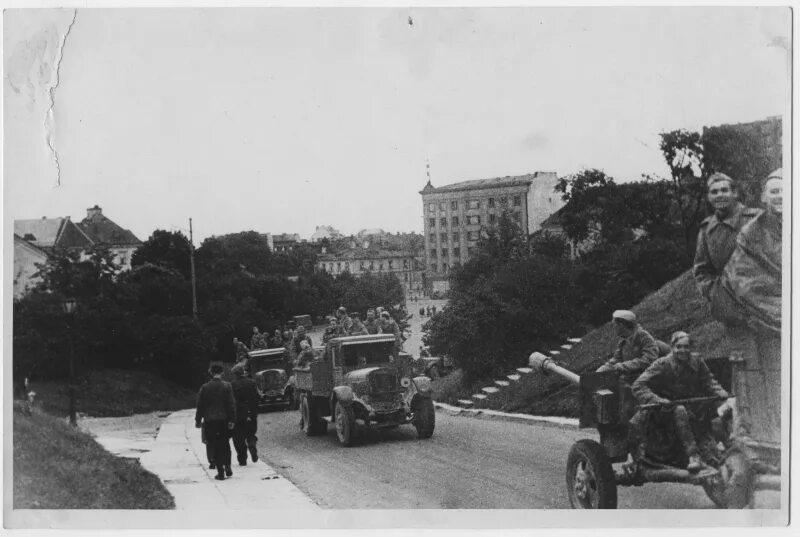 Таллинская операция 1944. Советские войска освободили таллин. Освобождение таллина в 1944 году. 22 сентября 1944 таллин. Таллин освобожден.