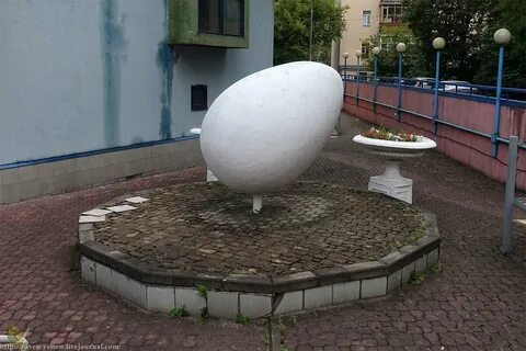 Памятник основа