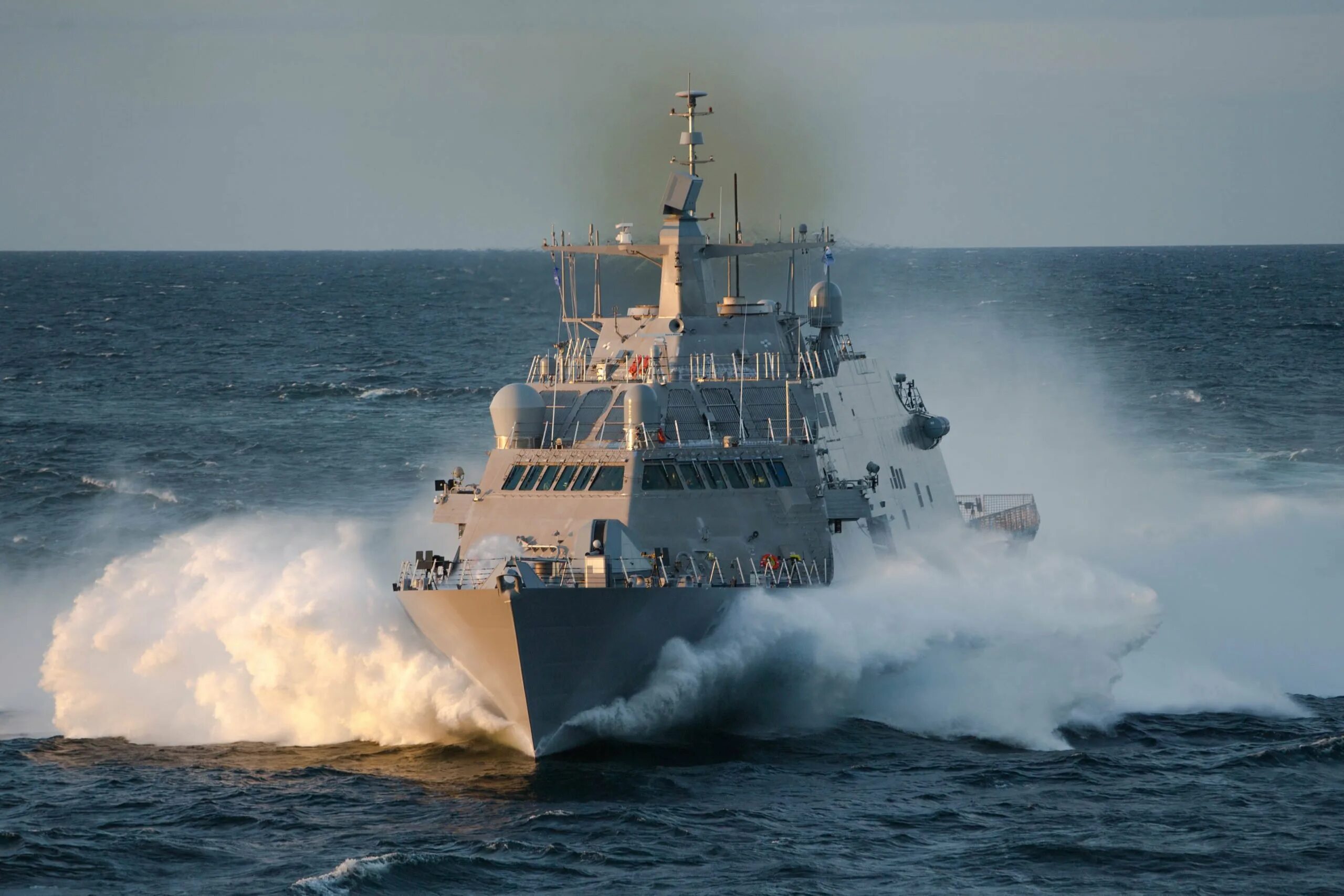 Combat ship