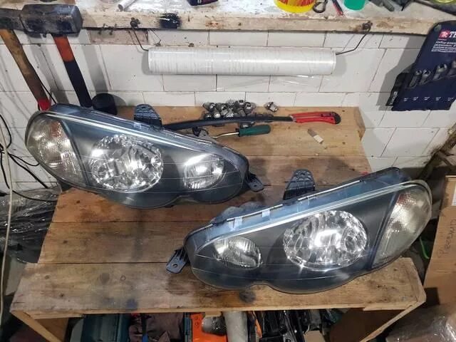 Фара хонда hr 12. 5. Фара хонда хрв. Фара хонда хрв. Фары honda hr-v 1999.