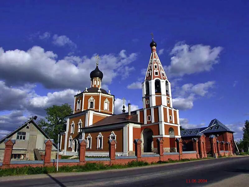 Погода в дмитровском районе в озерецком. Никольский храм Озерецкое. Никольский храм село Озерецкое. Никольский храм Озерецкое Дмитровский район. Церковь Николая Чудотворца Озерецкое.