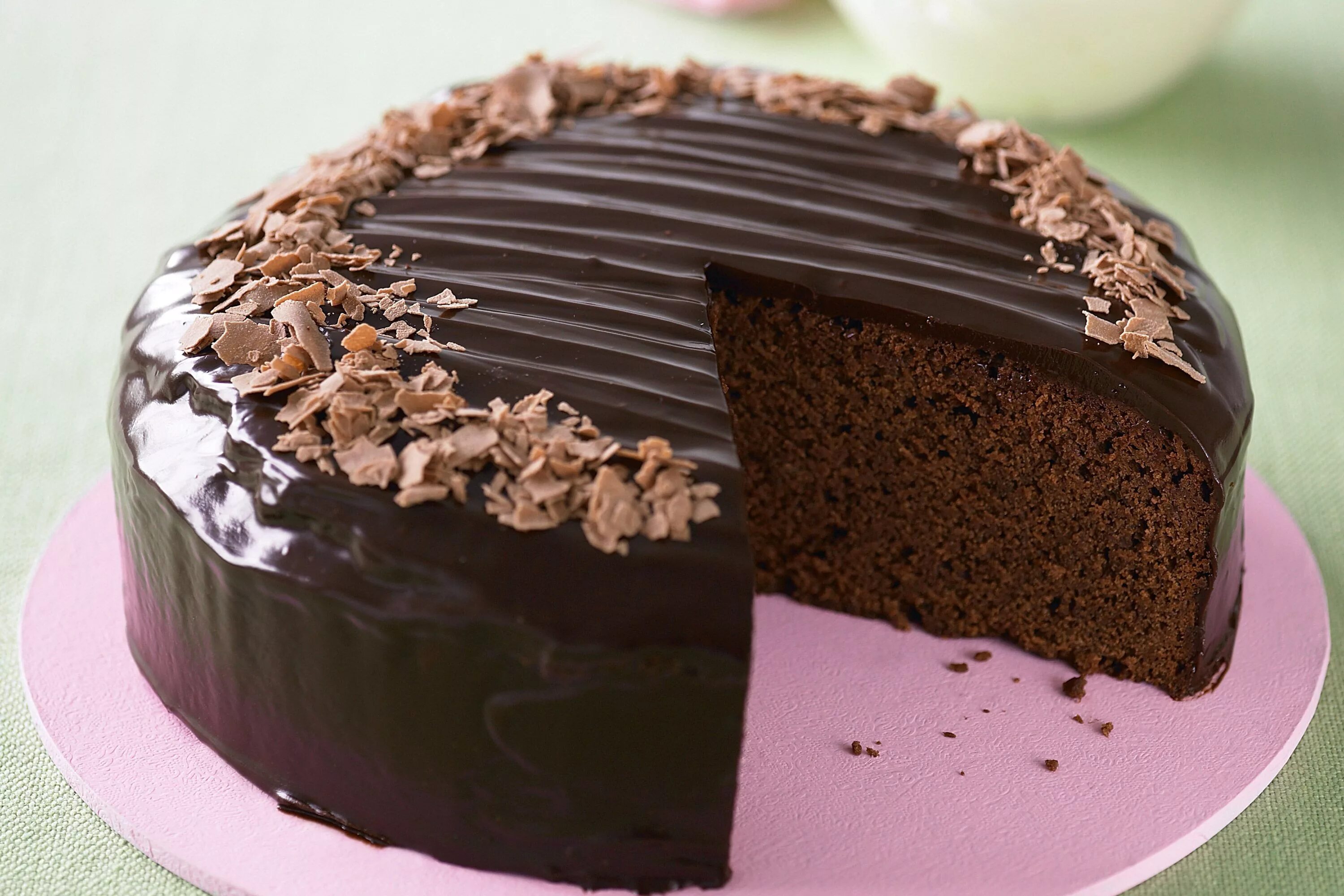 Покрытые шоколадом. Торт шоколадный Mud Cake,. Торт с шоколадной глазурью. Торт шоколадная Лакомка. Торт ночка.