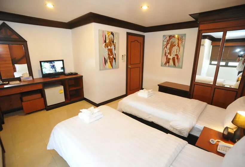 AMARIN Hotel Patong Пхукет. AMARIN Residence Patong 3*. AMARIN Residence Patong 3* 1322$. Отель Апсара. Amarin residence patong