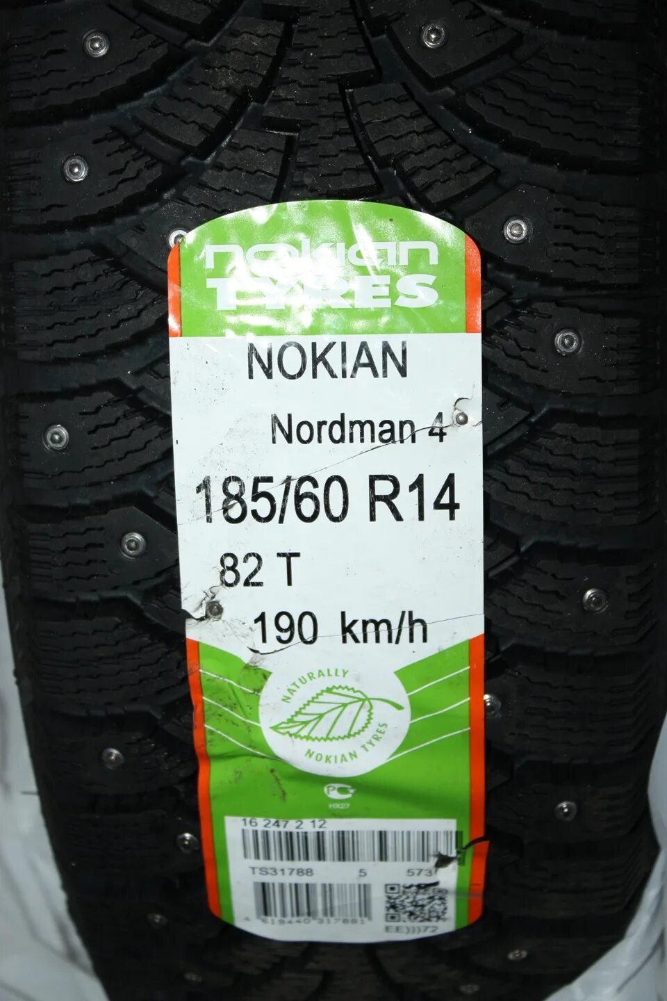 185/60 R14 Nokian Nordman липучка. Зимняя резина Nokian Nordman r 14 185/60. Нокиан rs2 185/60/14. Нокиан Нордман 7 14 радиус.