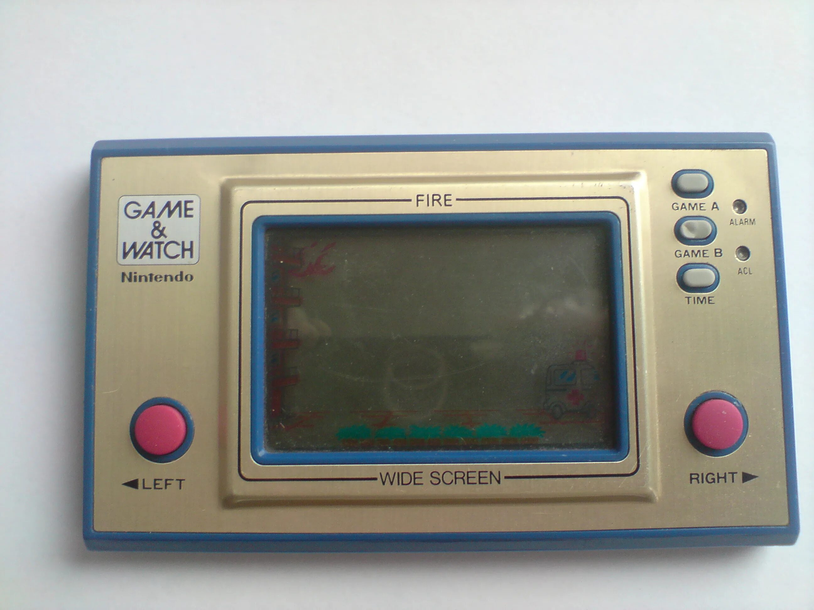 Nintendo fire. Nintendo fr-27 Fire. Nintendo 1981. Nintendo game & watch. Электроника game and watch.