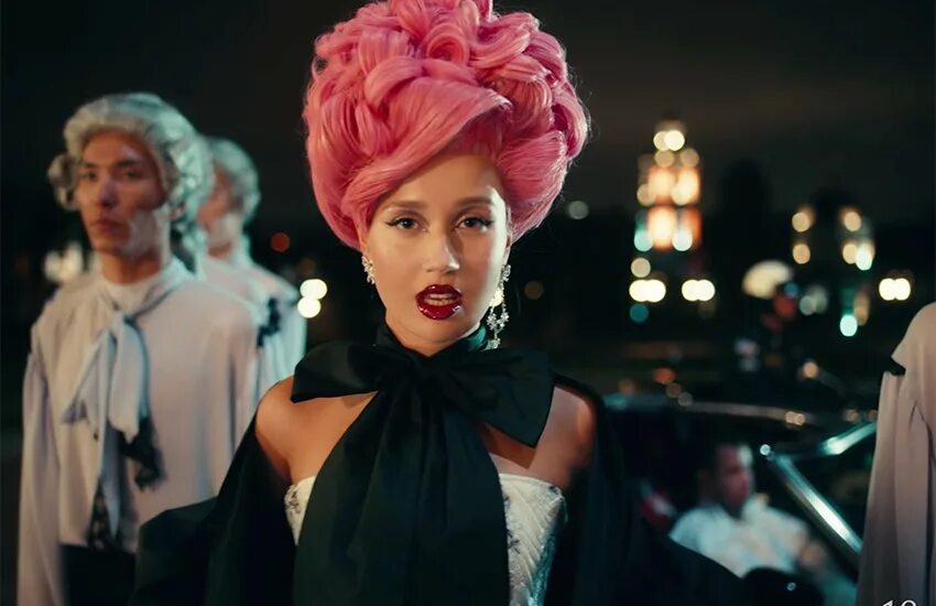 Лалала лалала клава кока. Лалаллалалалалалалалалала. Sam smith. Naughty boy - la la la ft. Треку ля ля.