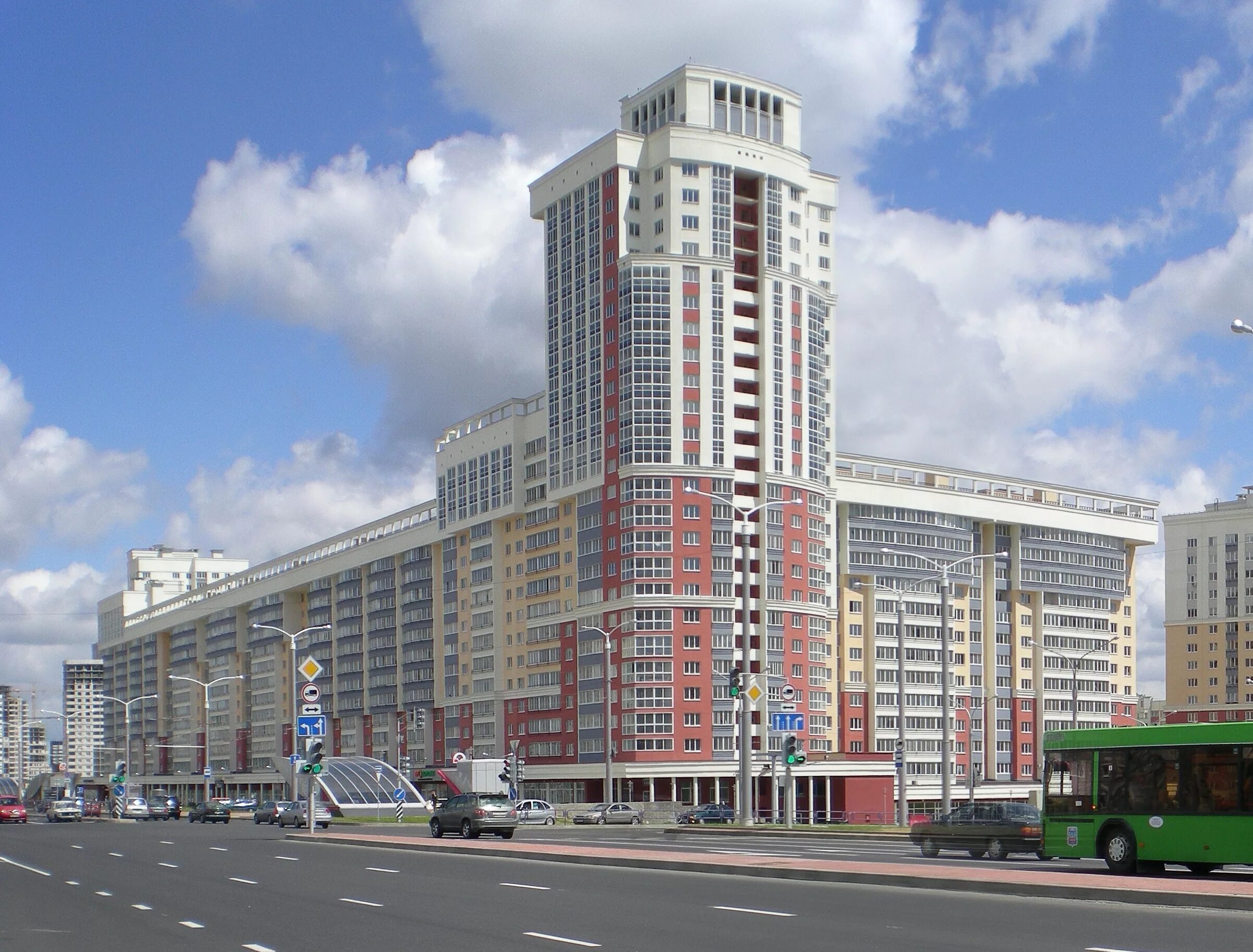 ул дзержинского минск. минск проспект дзержинского 131. дзержинского минск московский. минск проспект дзержинского фото. проспект дзержинского минск цветное.