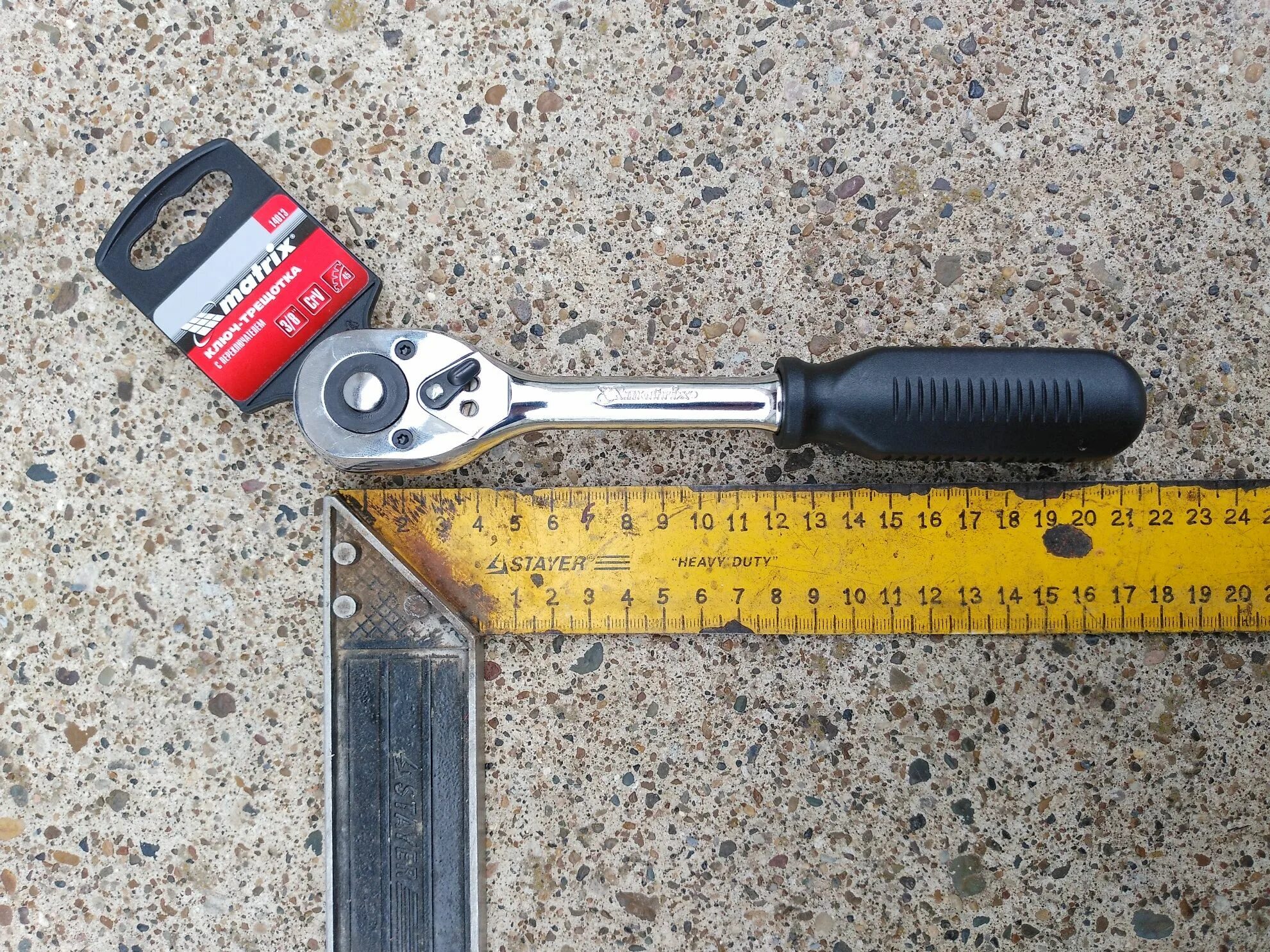 Ключ трещоточный 1/4 с переключателем matrix (14010). Трещетка матрикс 1/4. Трещотка matrix фишка. Ключ трещотка matrix. Ключ-трещотка matrix 1/4 14010.