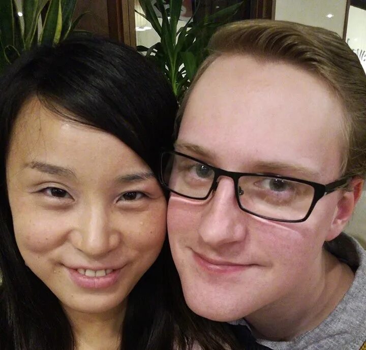 Look and hate. WMAF / amwf. WMAF девушка. Asian White man. Japanese White man.