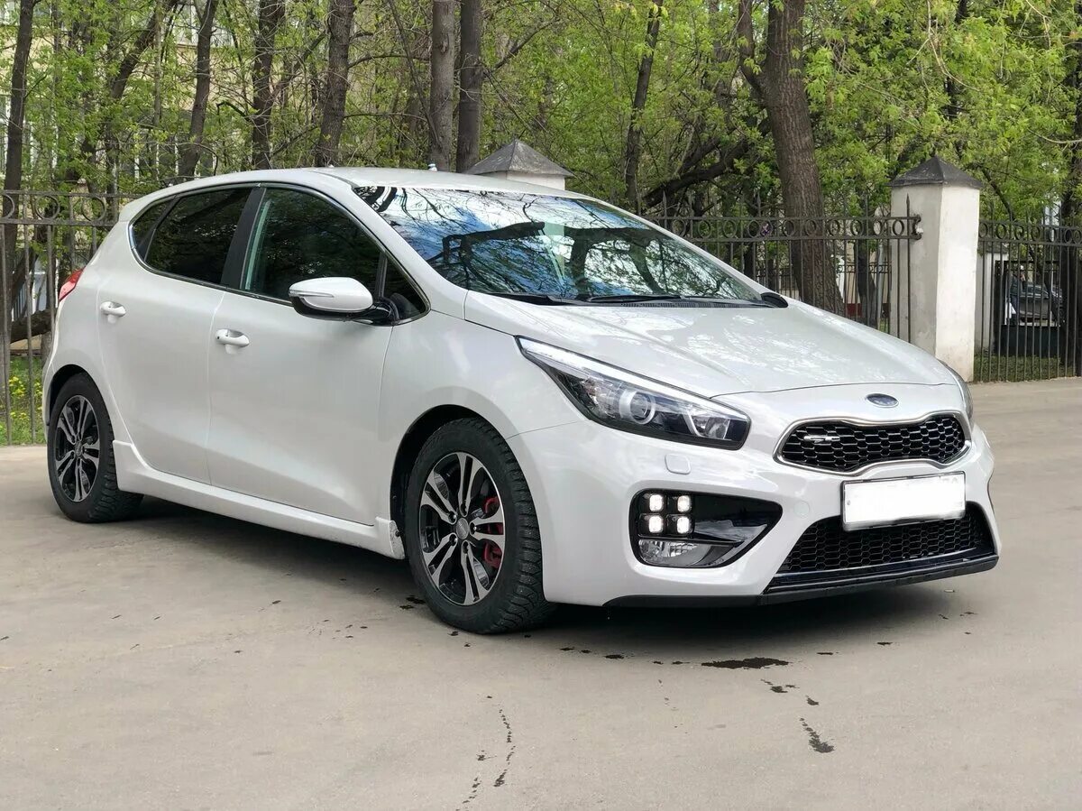 Сид джи. Kia Ceed 2014. Kia Ceed 2 gt. Kia Ceed gt 2014. Kia Ceed 2014 хэтчбек.