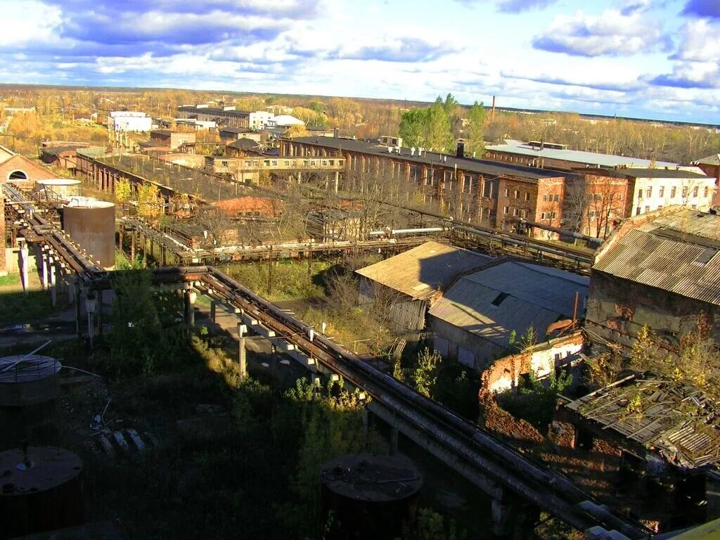 Целлюлозно бумажный завод г. Г сокол заводы. Фанерный завод в соколе. Вологодский фанерный завод. Завод свободный сокол липецк.