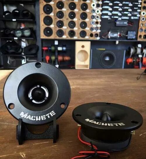 Alphard machete mt-102. Рупора мачете 102. Динамик deaf bounce. Mt 102. Machete mt-102.