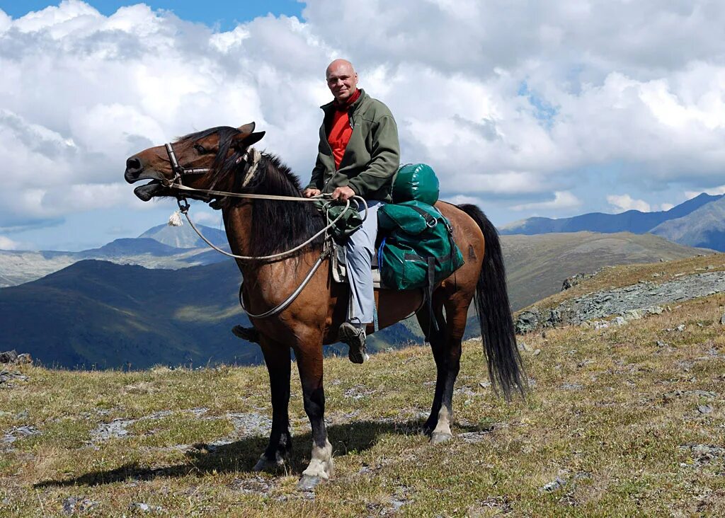 Конный туризм Горная Шория. Алтаец на коне. Поход на лошадях. Путешествие по Алтаю. Асқар алтай