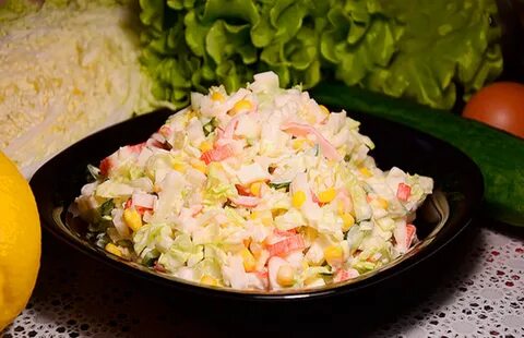 Крабовый салат с китайской капустой и кукурузой