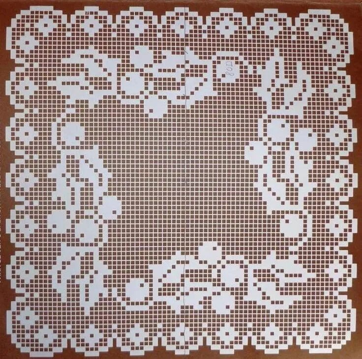 Филейная техника вязания крючком салфетка. Филейные салфетки крючком. Филейная скатерть. Филейная салфетка прямоугольная. Филейная скатерть крючком.