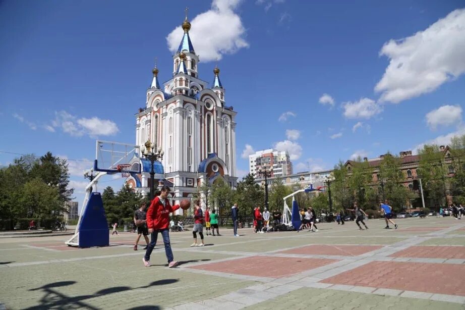 Площадь хабаровска. Комсомольская площадь хабаровск. комсомольская площадь хабаровск фото. комсомольская площадь оса. комсомольская площадь хабаровск лестница.