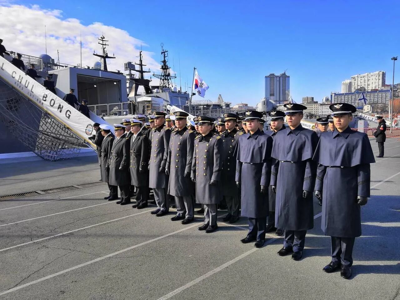 Вмс ввс. Вмс южной кореи корабли. вмб вмс кореи. вмс южной кореи форма. вмф южной кореи.