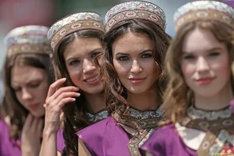 Девушки 2016 год