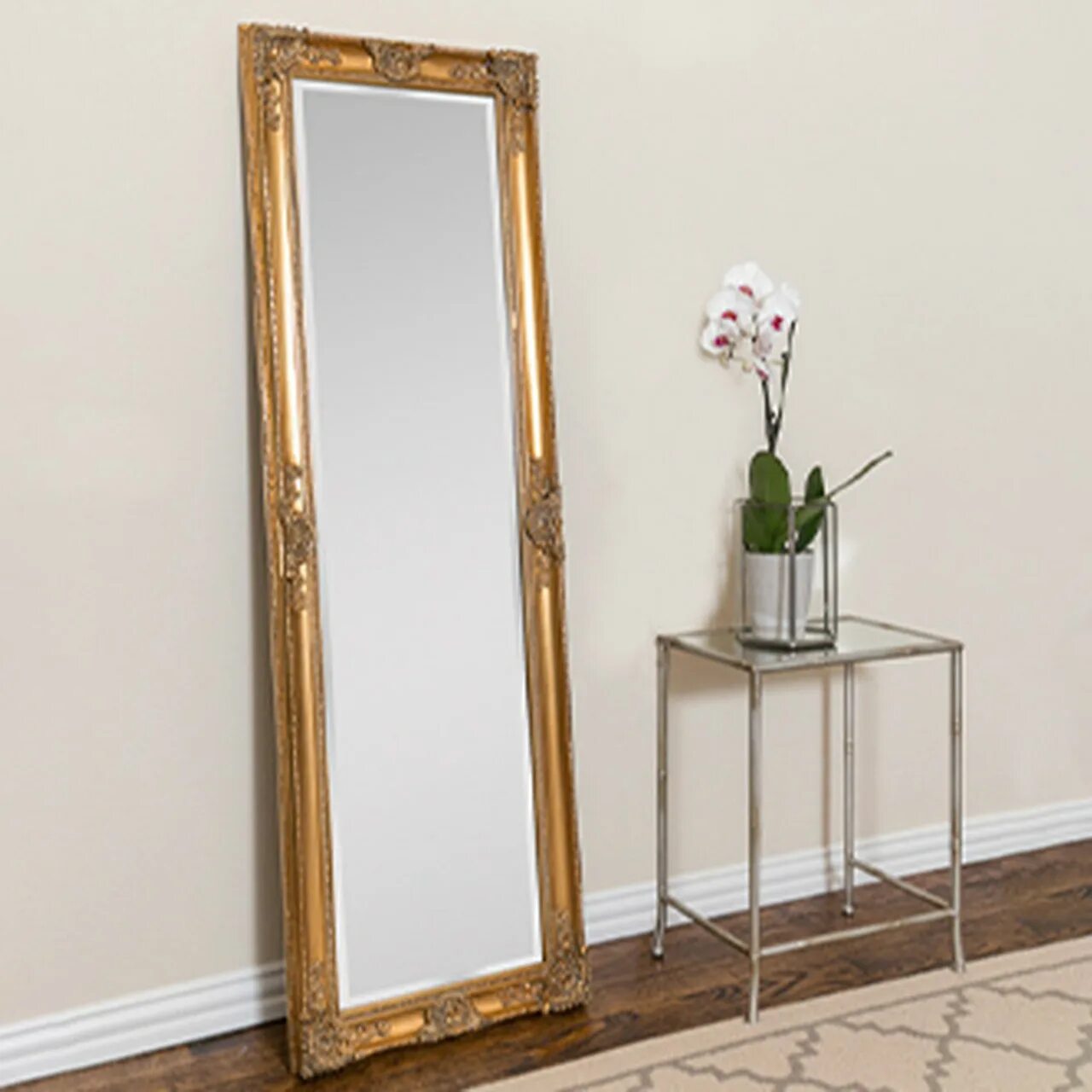 Зеркальные молдинги на зеркале. Зеркало в молдинге. Зеркало Elegant PM Gold. Bedroom Full length Mirror.