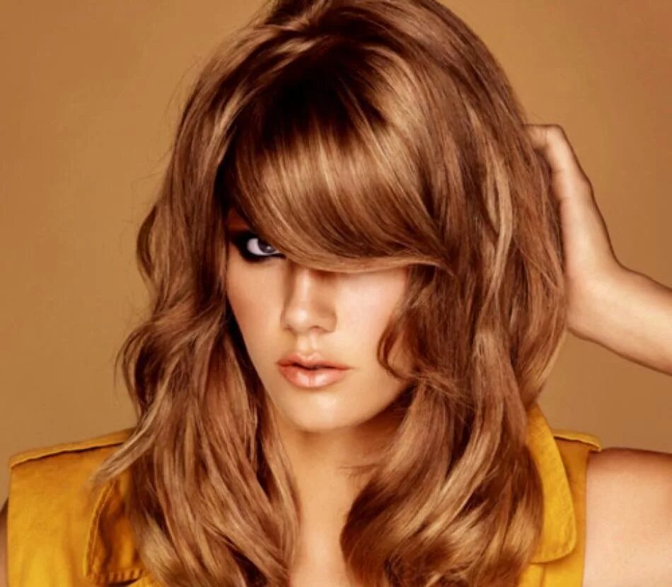 русый карамель. колорирование руссо медовое. руссо медовый цвет волос. холодный карамельный цвет волос. цвет волос карамель.