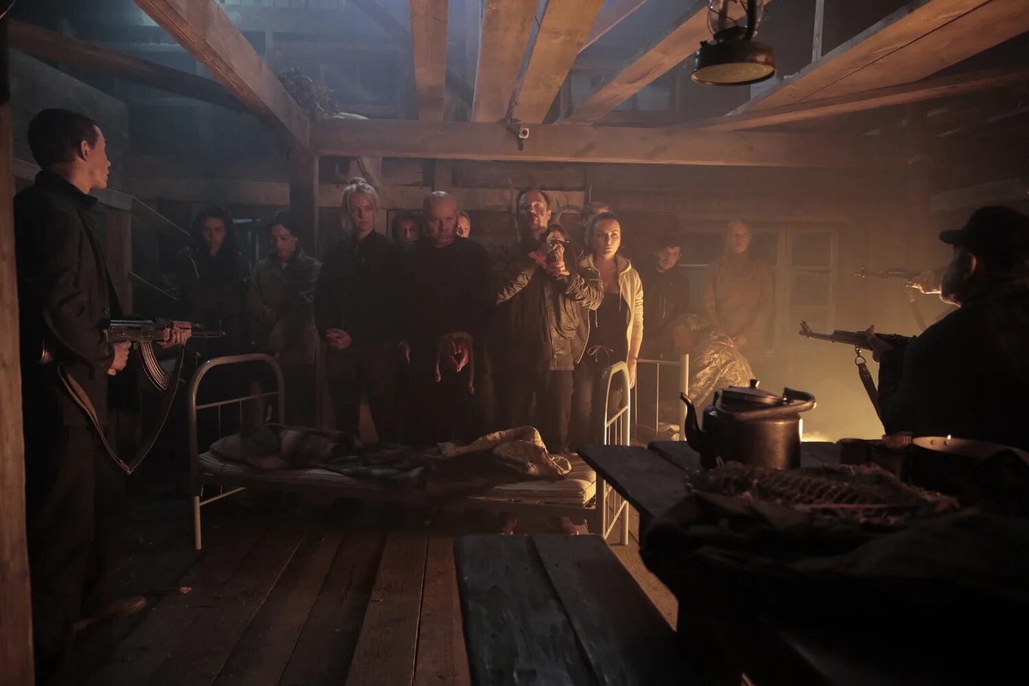 Выживший зек. Выживший зек. Приговорённые фильм 2010. Ася карева зона тюремный роман. Выживший зек.