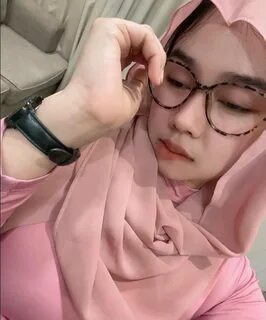 2. Siang ready vcs najwa Shihab uy. keyboard_arrow_right. 