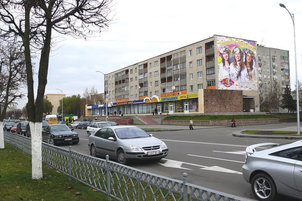 Мир лиде. Мир лиде. Г лида фото кинотеатр юбилейный. Мир фото лида. Мир фото лида время работы.