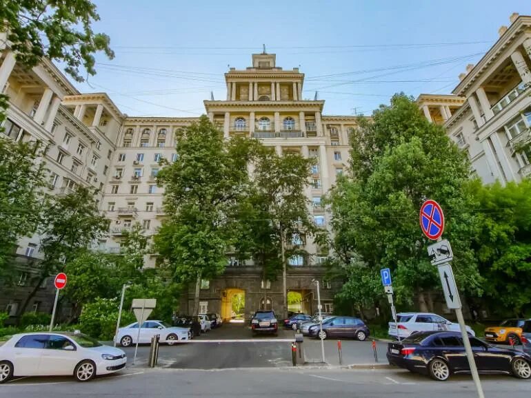 Т шевченко 1. Тараса шевченко 1 москва. набережная тараса шевченко дом 1. дом нефтяников на набережной тараса шевченко. набережная шевченко 1 москва.
